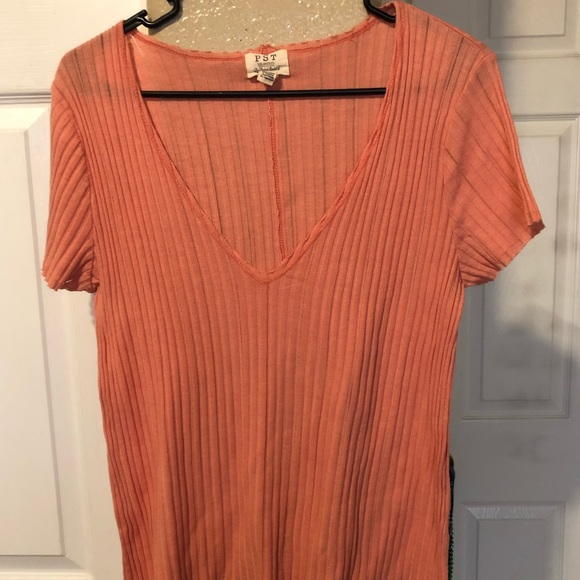 Project social top NWOT - Picture 1 of 3